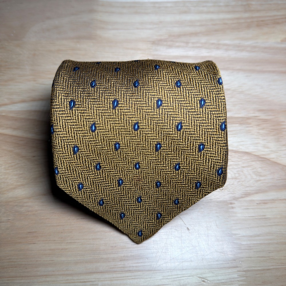 Brooks Brothers Tie Mens OS Gold Herringbone Silk Paisley Italy Made USA Woven